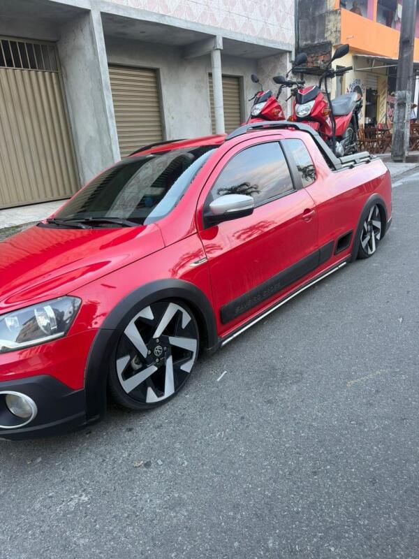 Saveiro Cross